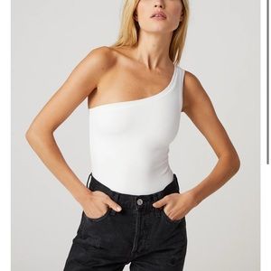 Clyque White One-Shoulder Bodysuit